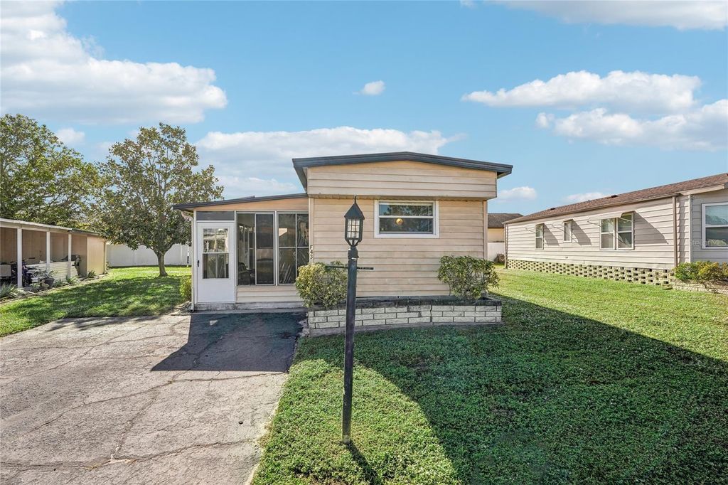 Image 1 of property listing at 5316 53RD AVENUE E F43, Bradenton, FL 34203