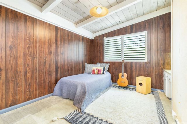 1575 Ulupii Street, Kailua, HI 96734