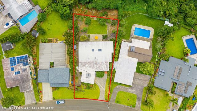 1575 Ulupii Street, Kailua, HI 96734