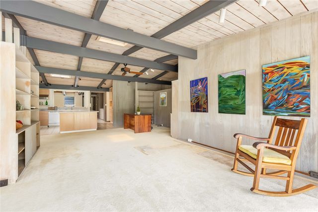 1575 Ulupii Street, Kailua, HI 96734