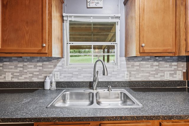 1303 Versailles Road, Lawrenceburg, KY 40342