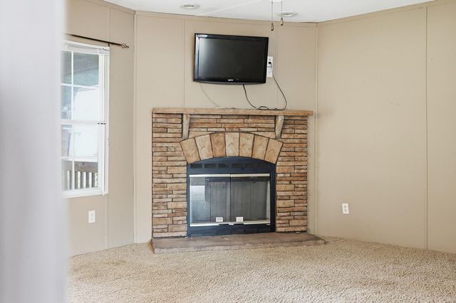 1303 Versailles Road, Lawrenceburg, KY 40342
