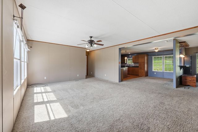 1303 Versailles Road, Lawrenceburg, KY 40342