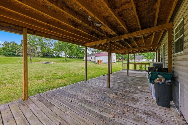 1303 Versailles Road, Lawrenceburg, KY 40342