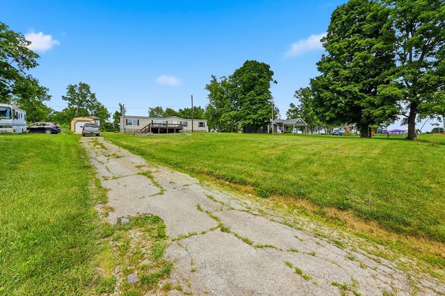 1303 Versailles Road, Lawrenceburg, KY 40342