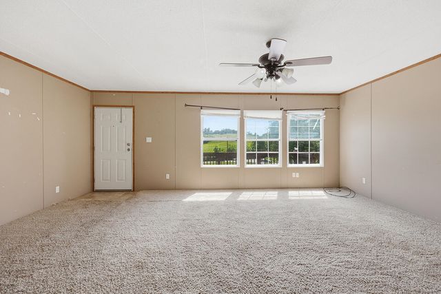 1303 Versailles Road, Lawrenceburg, KY 40342