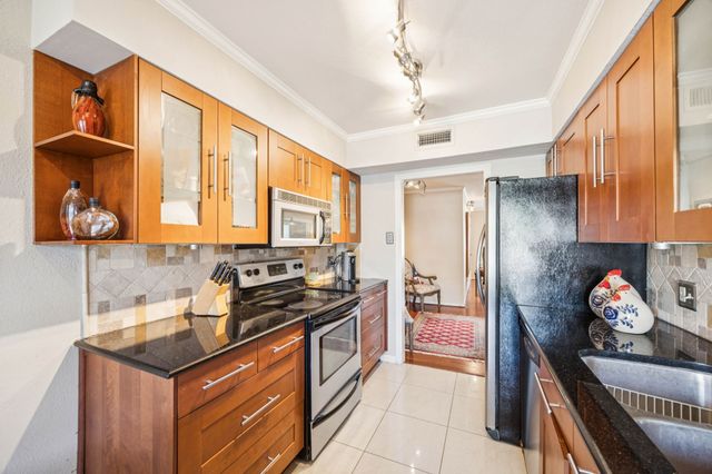 11334 Park Central Place A, Dallas, TX 75230