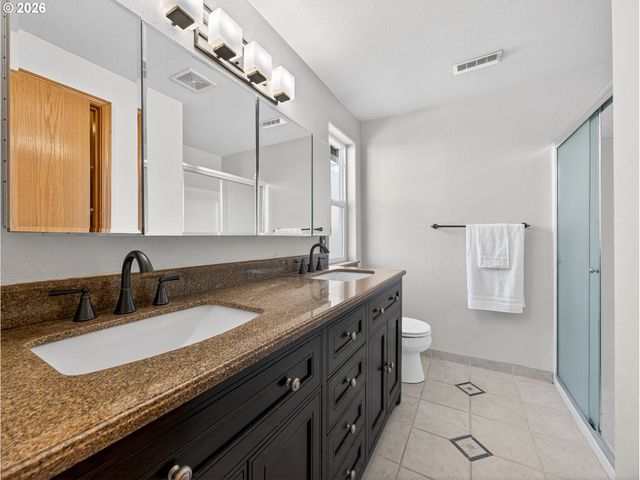 1686 Se 74TH Ave, Hillsboro, OR 97123