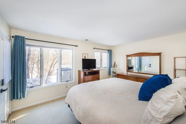 61 Westchester Ter, Clinton Twp., NJ 08801