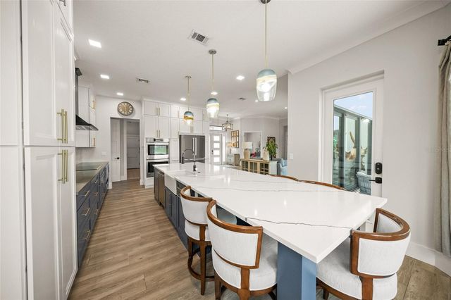 8331 MISTY LAKE CIRCLE, Sarasota, FL 34241