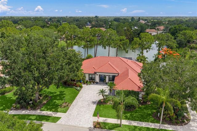 8331 MISTY LAKE CIRCLE, Sarasota, FL 34241