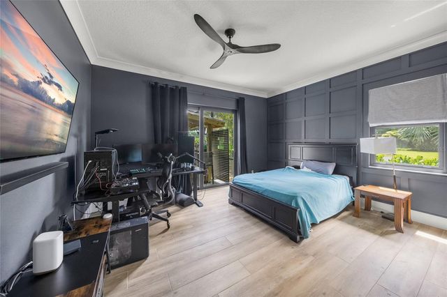8331 MISTY LAKE CIRCLE, Sarasota, FL 34241
