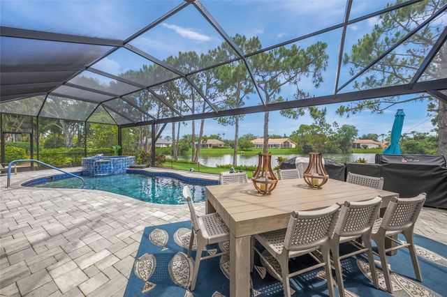 8331 MISTY LAKE CIRCLE, Sarasota, FL 34241