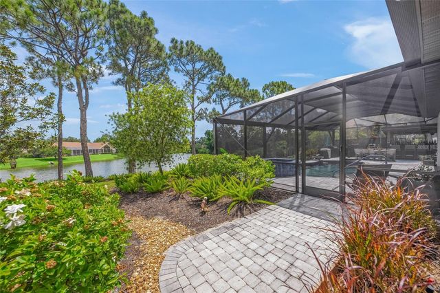 8331 MISTY LAKE CIRCLE, Sarasota, FL 34241