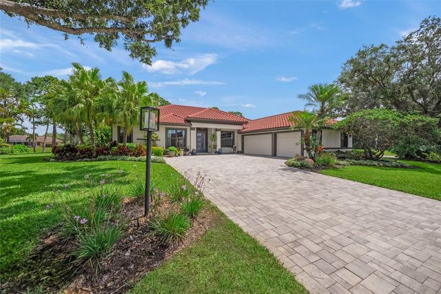 8331 MISTY LAKE CIRCLE, Sarasota, FL 34241