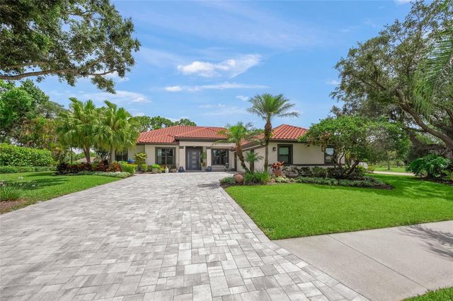 8331 MISTY LAKE CIRCLE, Sarasota, FL 34241