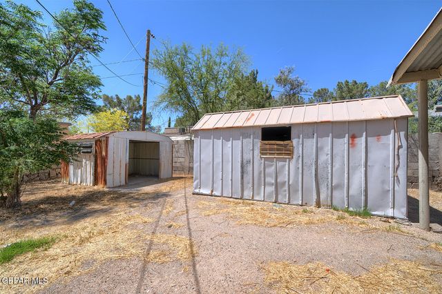 10368 Potencia Drive A, Socorro, TX 79927