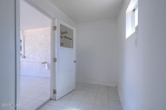 10368 Potencia Drive A, Socorro, TX 79927