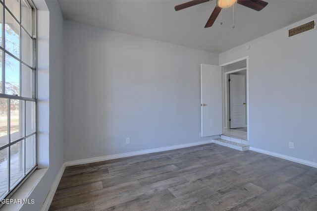 10368 Potencia Drive A, Socorro, TX 79927