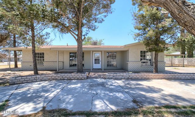 10368 Potencia Drive A, Socorro, TX 79927