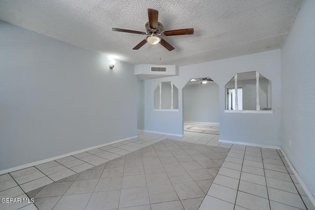 10368 Potencia Drive A, Socorro, TX 79927