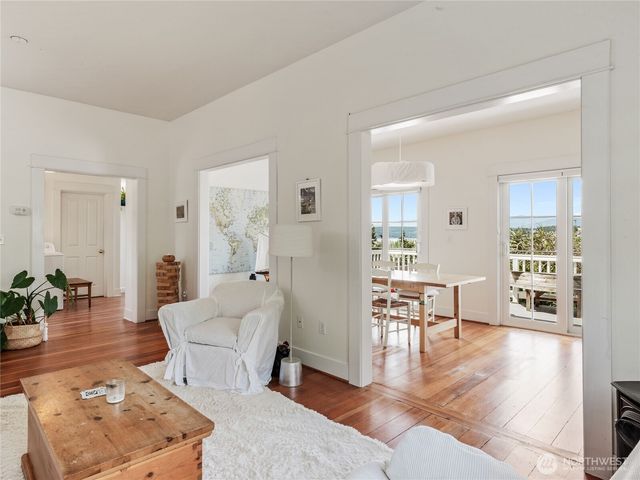 1011 Cass Street, Port Townsend, WA 98368