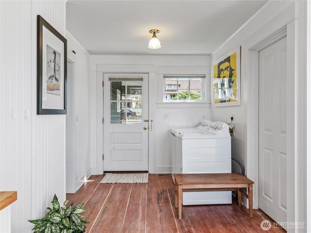 1011 Cass Street, Port Townsend, WA 98368