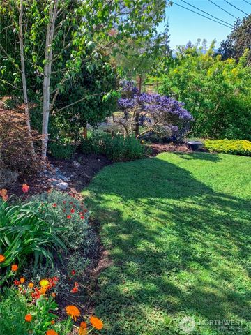 1011 Cass Street, Port Townsend, WA 98368