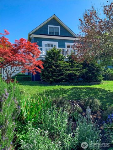 1011 Cass Street, Port Townsend, WA 98368