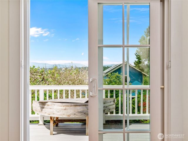1011 Cass Street, Port Townsend, WA 98368