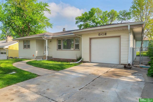 5424 Northwest Drive, Omaha, NE 68104