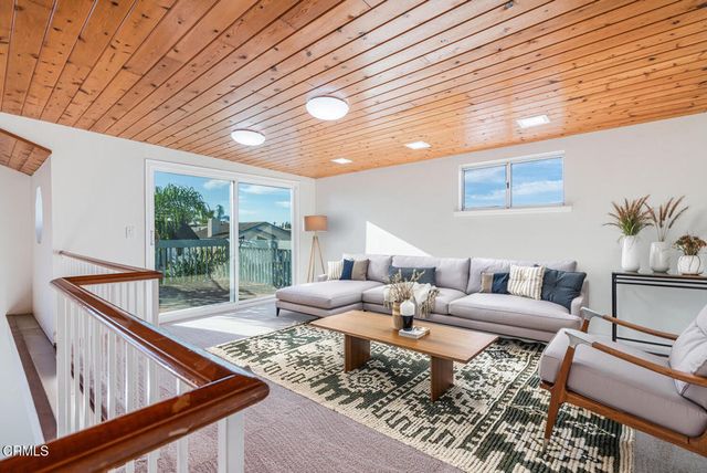 5124 Beachcomber Street, Oxnard, CA 93035