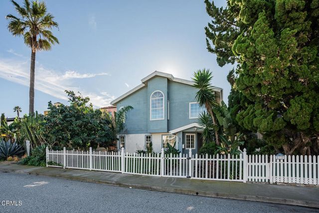 5124 Beachcomber Street, Oxnard, CA 93035