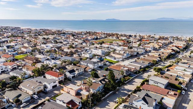 5124 Beachcomber Street, Oxnard, CA 93035