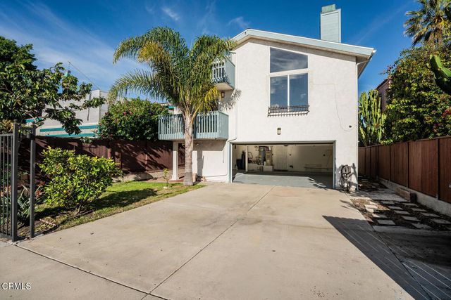 5124 Beachcomber Street, Oxnard, CA 93035