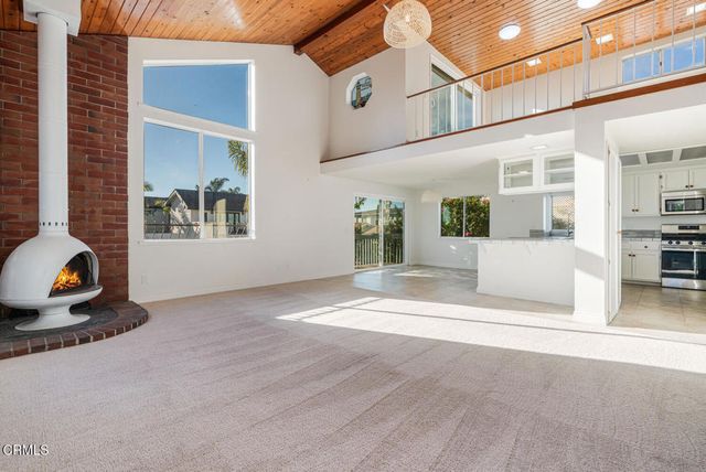 5124 Beachcomber Street, Oxnard, CA 93035