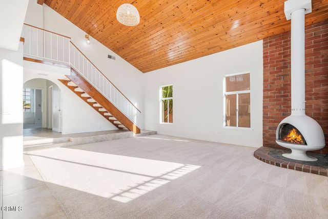 5124 Beachcomber Street, Oxnard, CA 93035