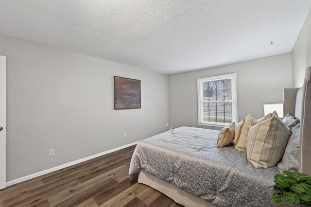 4612 Cedar Lake Road S 4, Saint Louis Park, MN 55416
