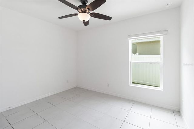 928 AVENAL LANE, Davenport, FL 33837