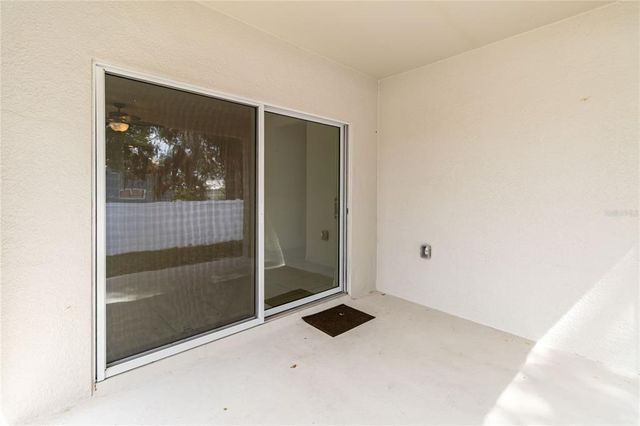 928 AVENAL LANE, Davenport, FL 33837