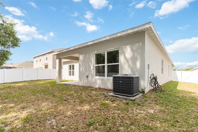 928 AVENAL LANE, Davenport, FL 33837