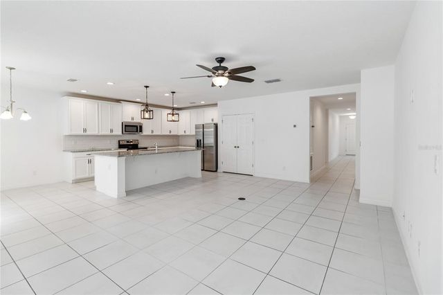 928 AVENAL LANE, Davenport, FL 33837