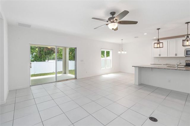 928 AVENAL LANE, Davenport, FL 33837