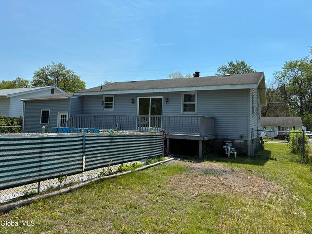 419 Clayton Road, Schenectady, NY 12304