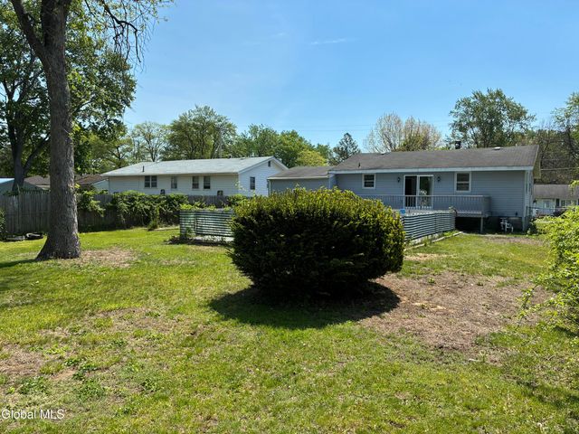 419 Clayton Road, Schenectady, NY 12304