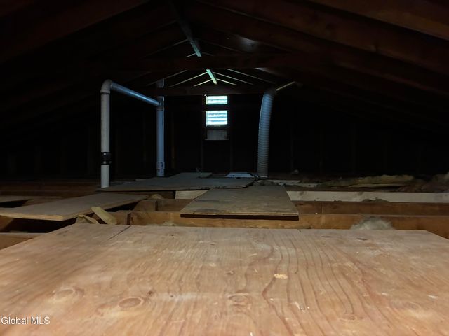 419 Clayton Road, Schenectady, NY 12304