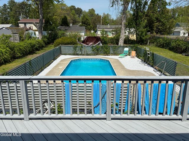 419 Clayton Road, Schenectady, NY 12304