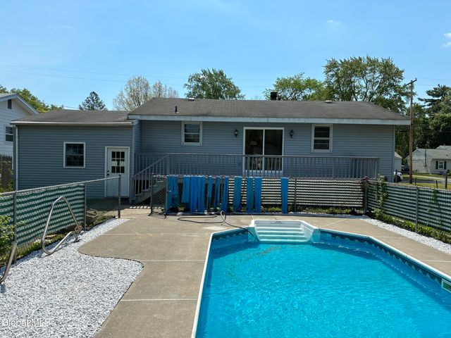 419 Clayton Road, Schenectady, NY 12304