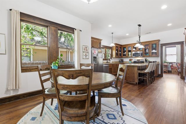 2114 Hurley Avenue, Fort Worth, TX 76110