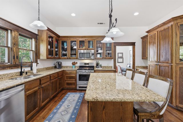 2114 Hurley Avenue, Fort Worth, TX 76110